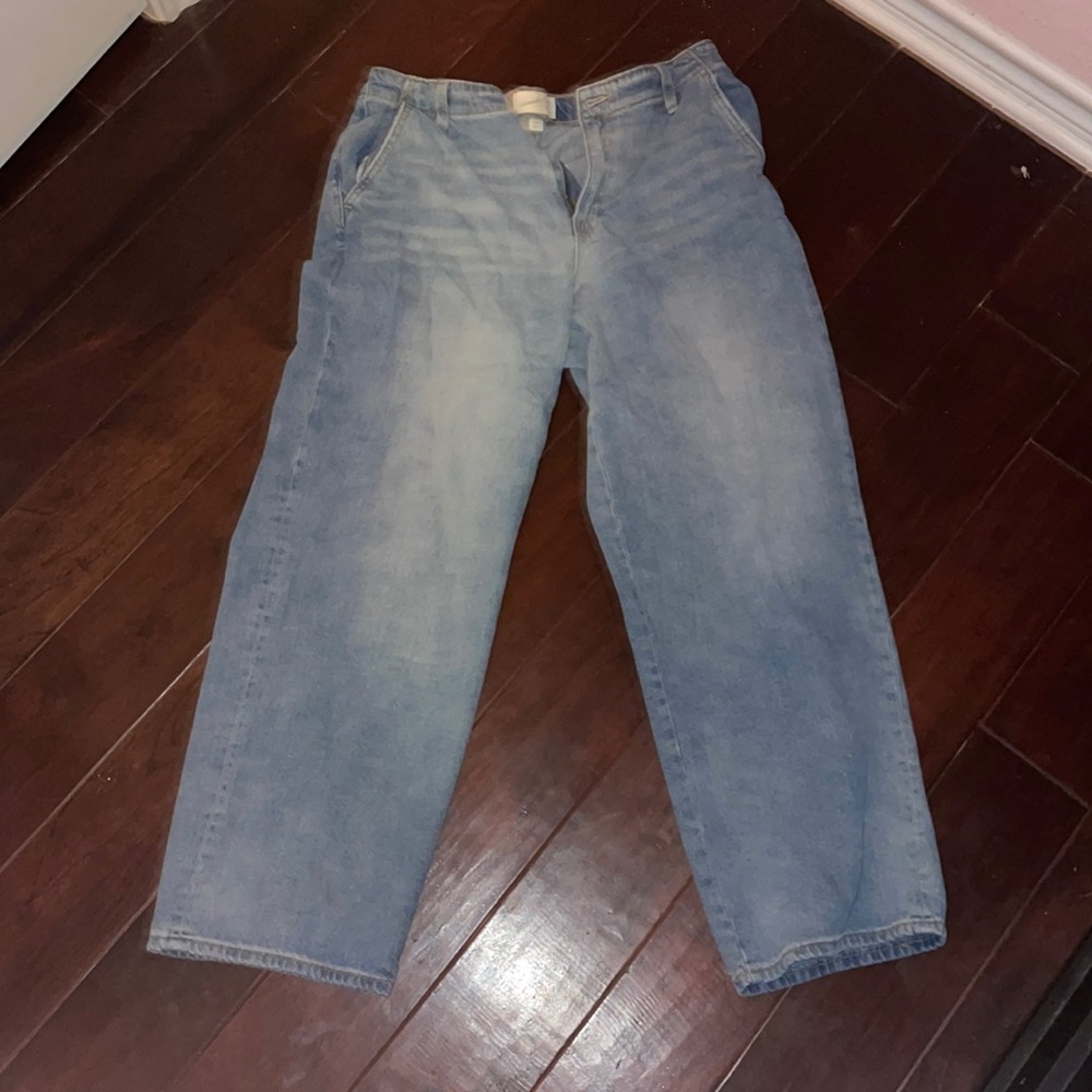 Universal Thread relaxed straight women’s jeans